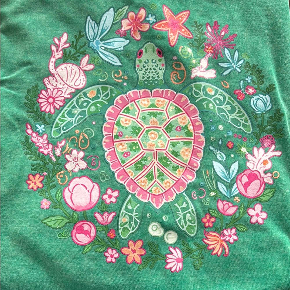 Green Turtle Graphic Tee
